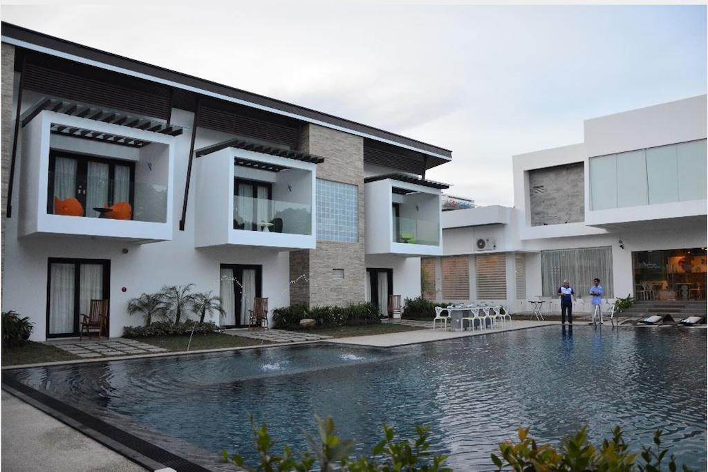 One Manalo Place Puerto Princesa Exterior foto