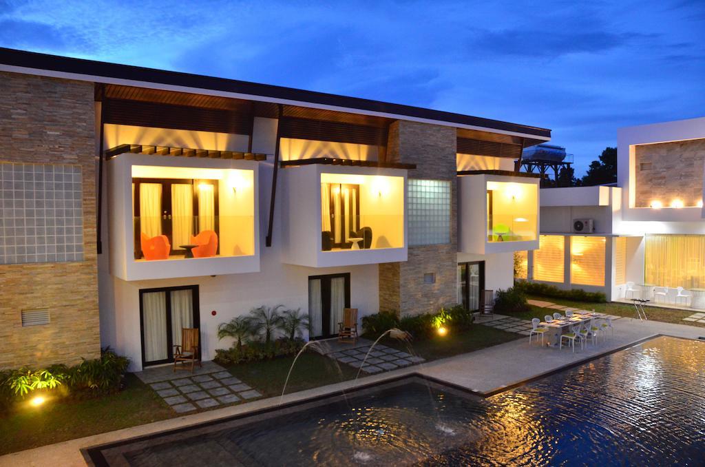 One Manalo Place Puerto Princesa Exterior foto